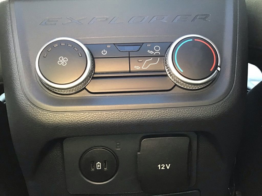 Certified 2025 Ford Explorer Active w/ Active Comfort Package image 13