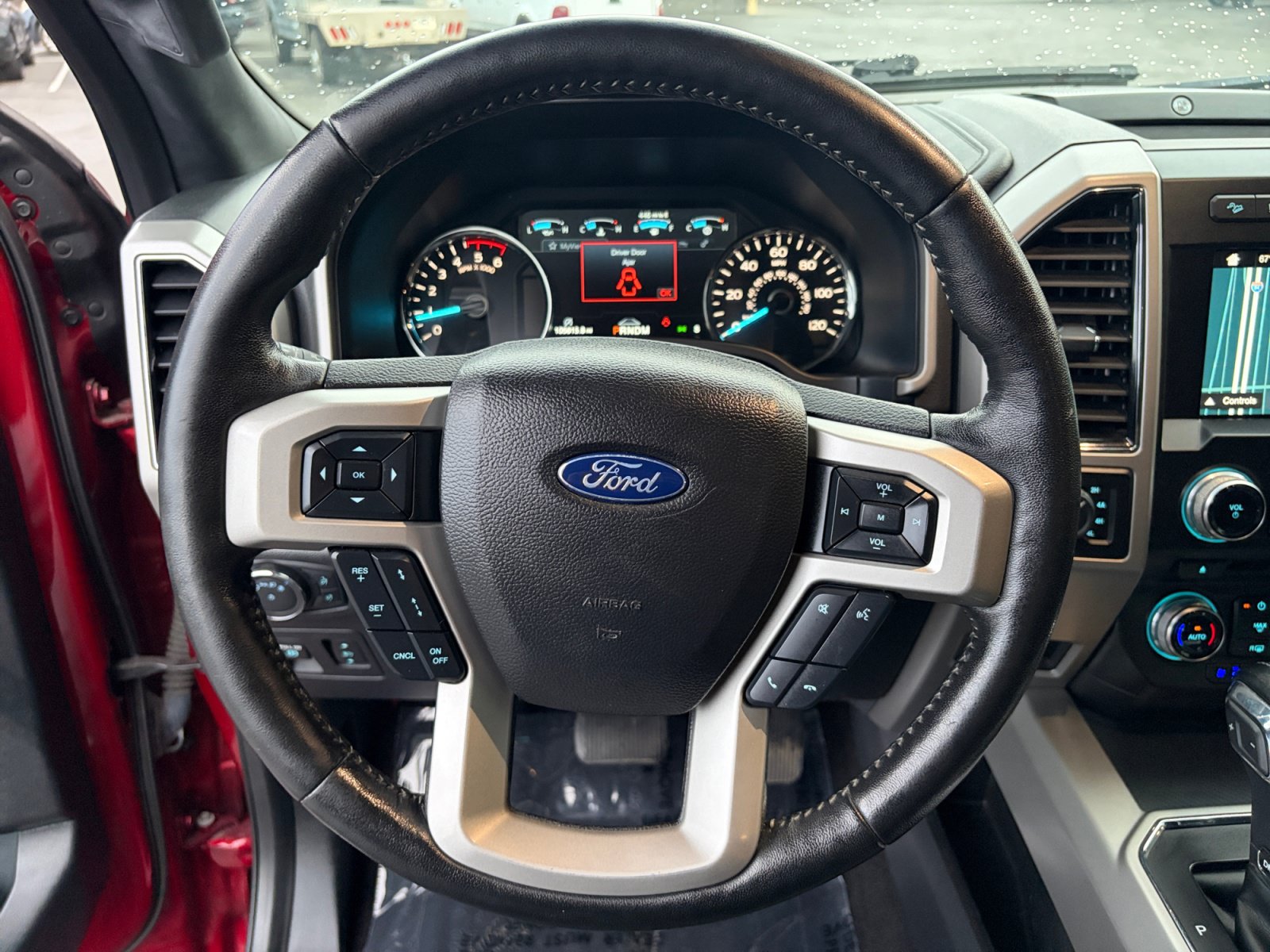 Certified 2018 Ford F150 Lariat w/ Equipment Group 502A Luxury AWD/4WD image 28