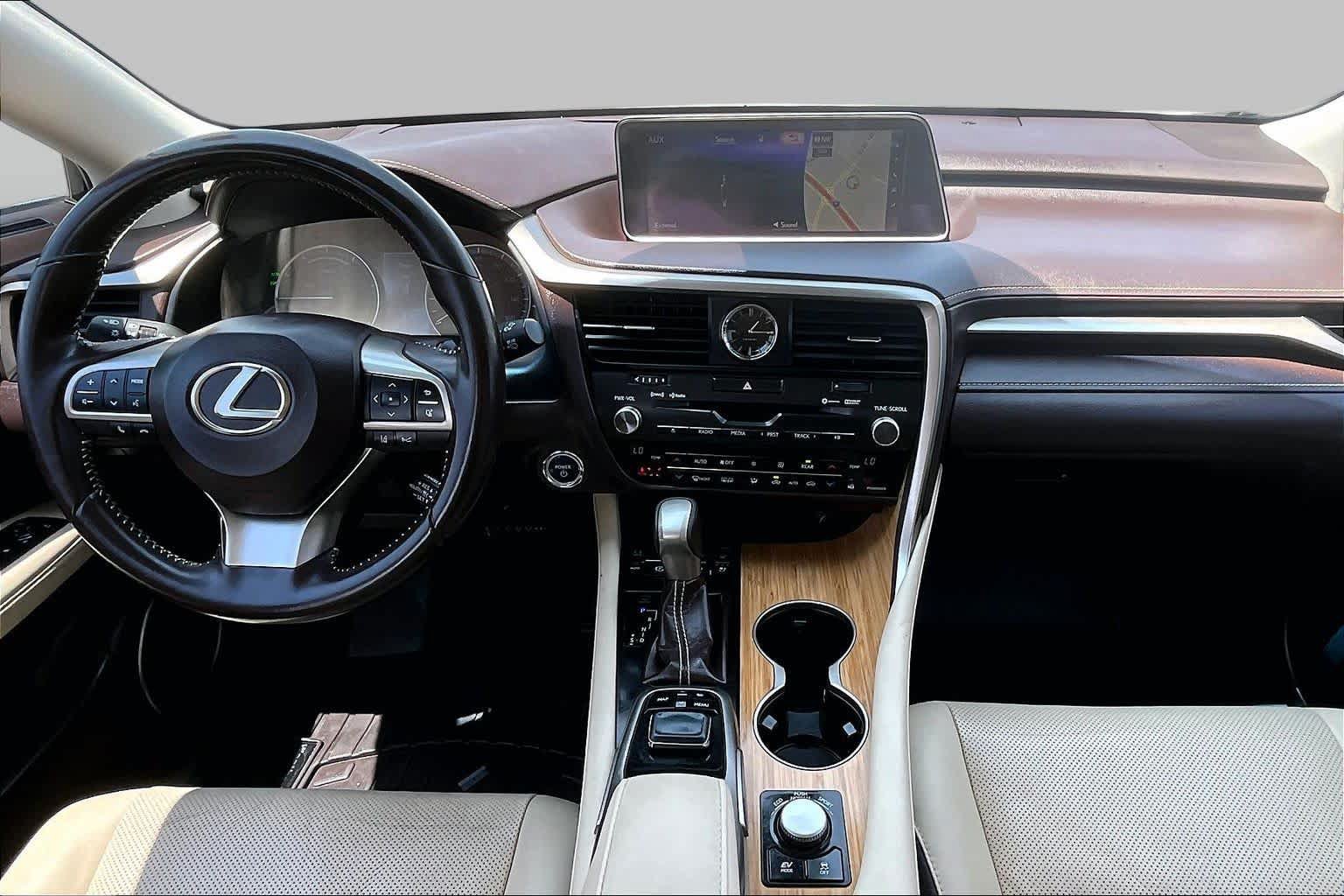 Used 2018 Lexus RX 450hL Premium w/ Premium Package AWD/4WD image 16