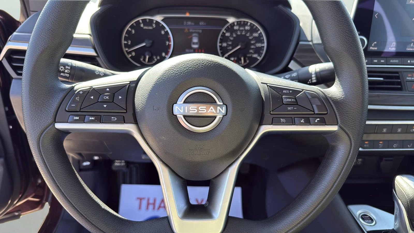 Used 2024 Nissan Altima 2.5 SV image 15