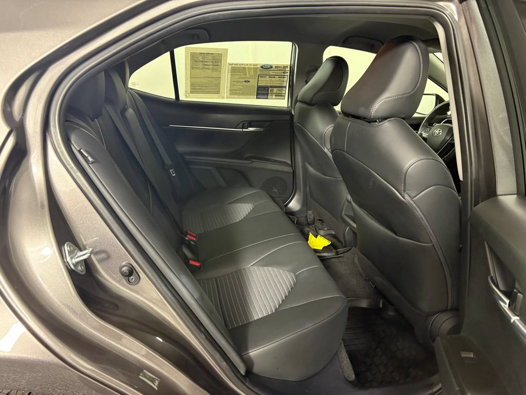 Used 2024 Toyota Camry SE FWD image 32