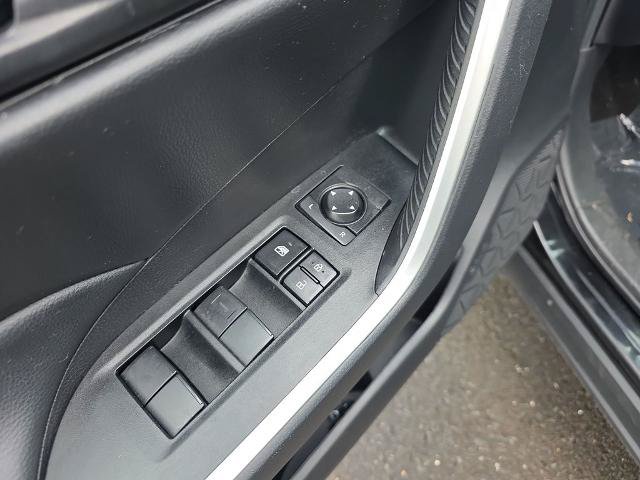 Used 2024 Toyota RAV4 LE AWD/4WD image 21