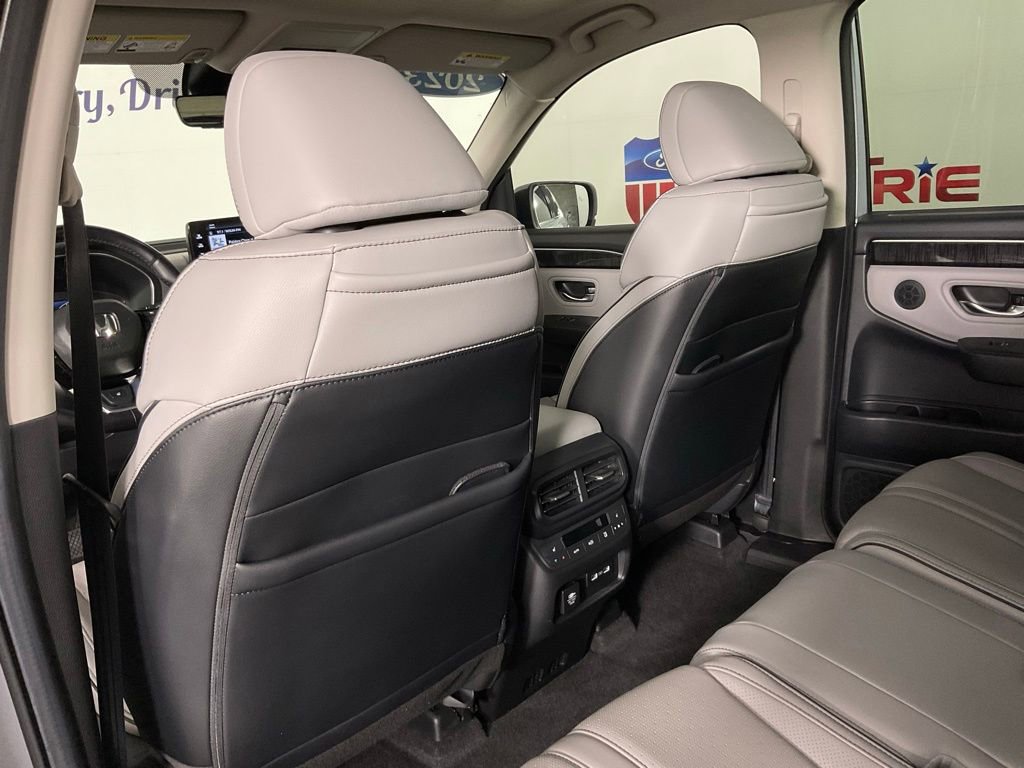 Used 2023 Honda Pilot Elite image 14
