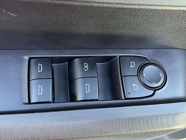 Used 2023 Chevrolet Colorado LT RWD image 19