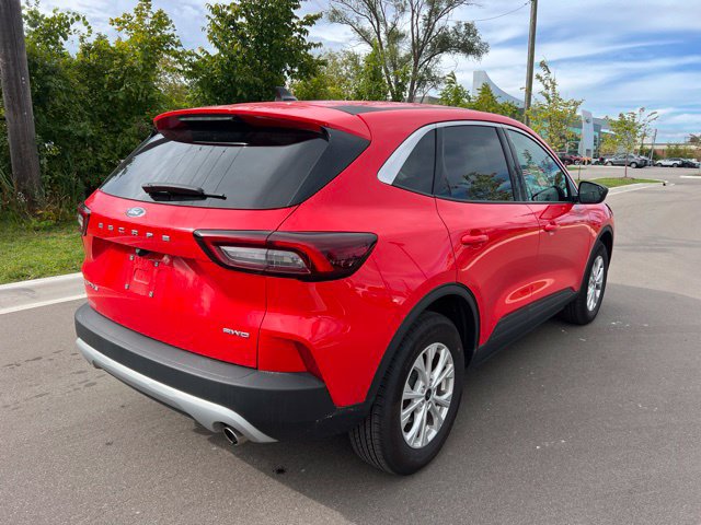 Certified 2024 Ford Escape Active AWD/4WD image 4