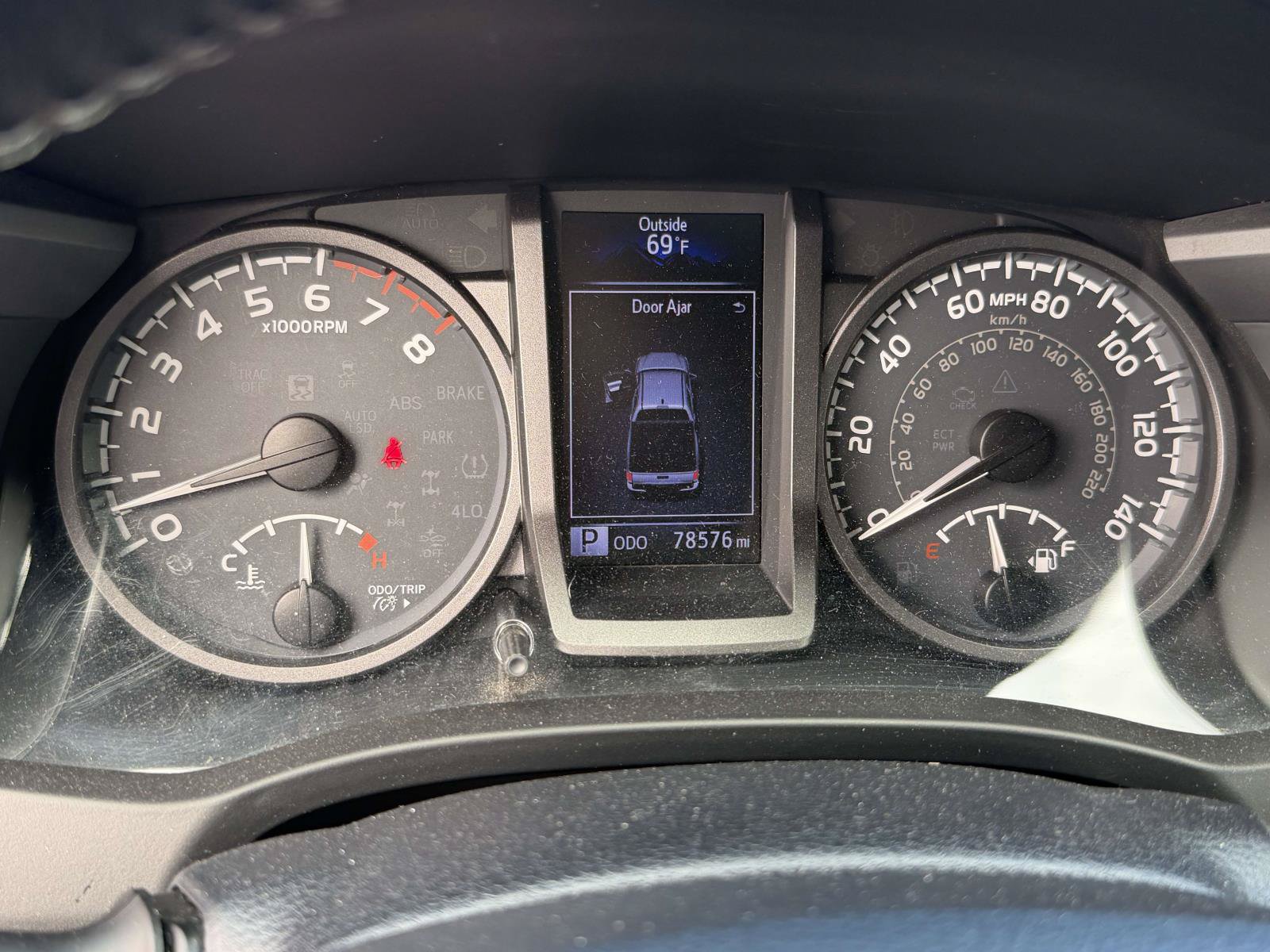 Used 2019 Toyota Tacoma TRD Off-Road RWD image 17