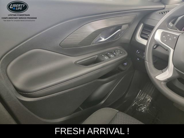 Used 2022 GMC Terrain SLE w/ Driver Convenience Package AWD/4WD image 32