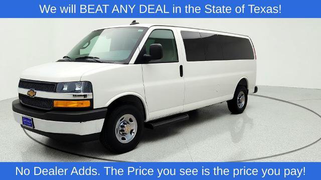Used 2025 Chevrolet Express 3500 LT w/ LT Preferred Equipment Group RWD image 3