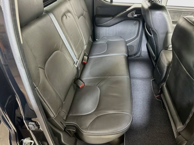 Used 2020 Nissan Frontier PRO-4X w/ Pro-4x Utility Package AWD/4WD image 13