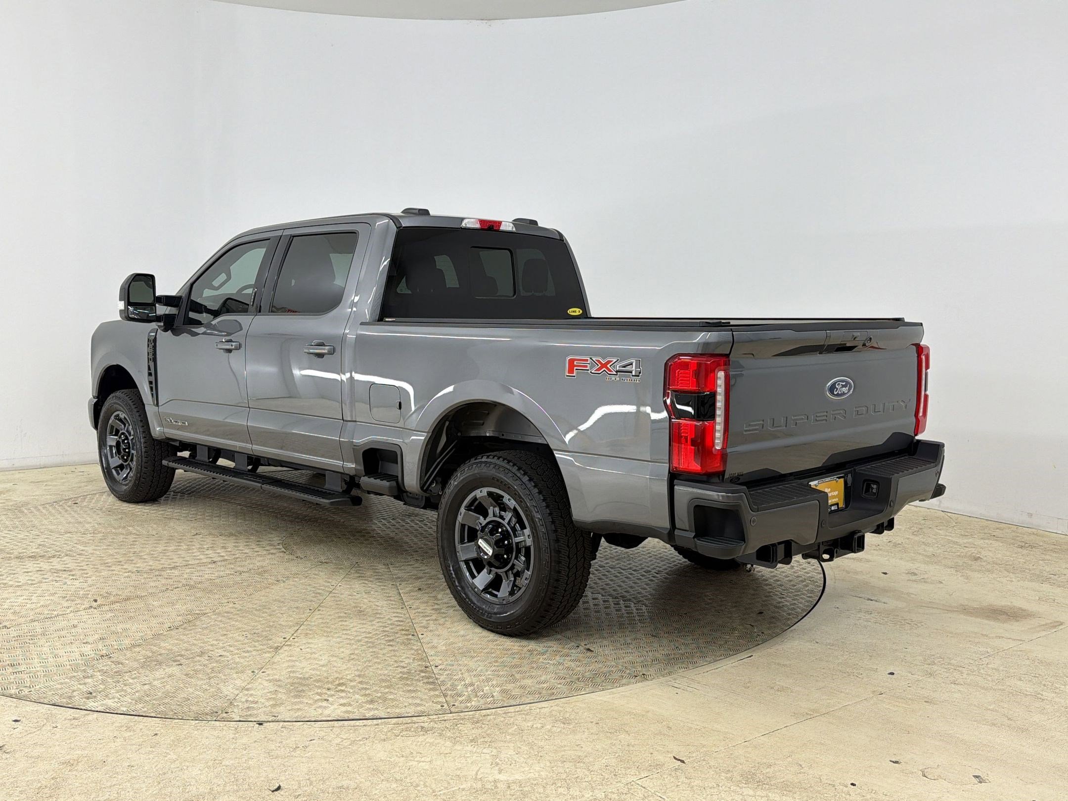 Certified 2024 Ford F250 Lariat w/ Lariat Ultimate Package image 3