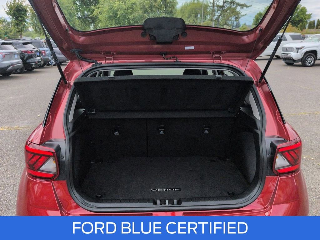 Used 2024 Hyundai Venue SEL FWD image 25
