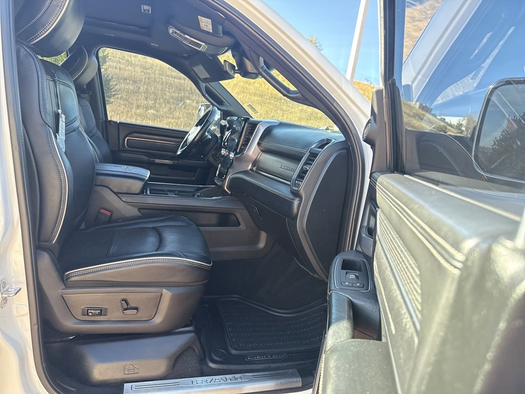 Used 2019 RAM 3500 Limited image 26
