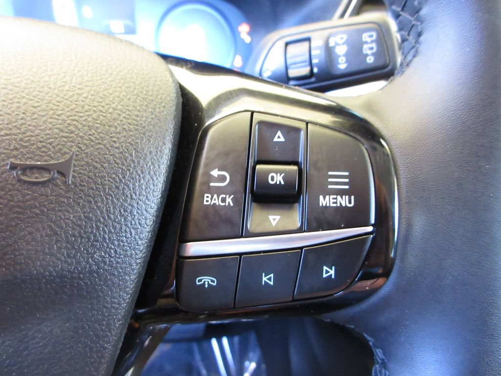Certified 2024 Ford Escape SE w/ PHEV Premium Package FWD image 16