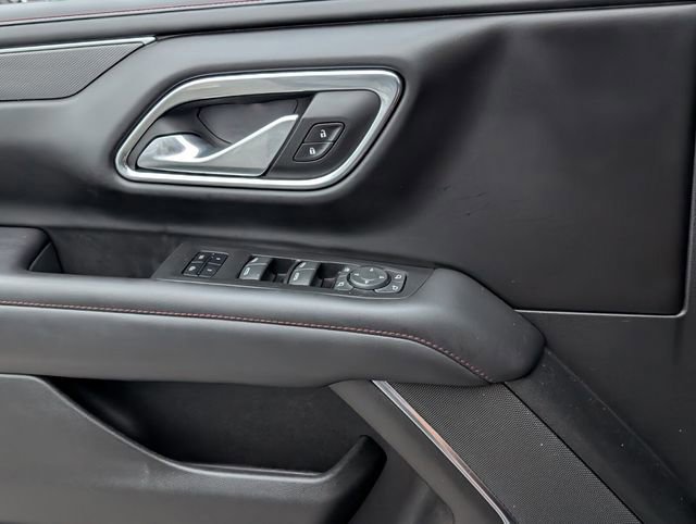 Used 2022 Chevrolet Suburban RST w/ Luxury Package image 27