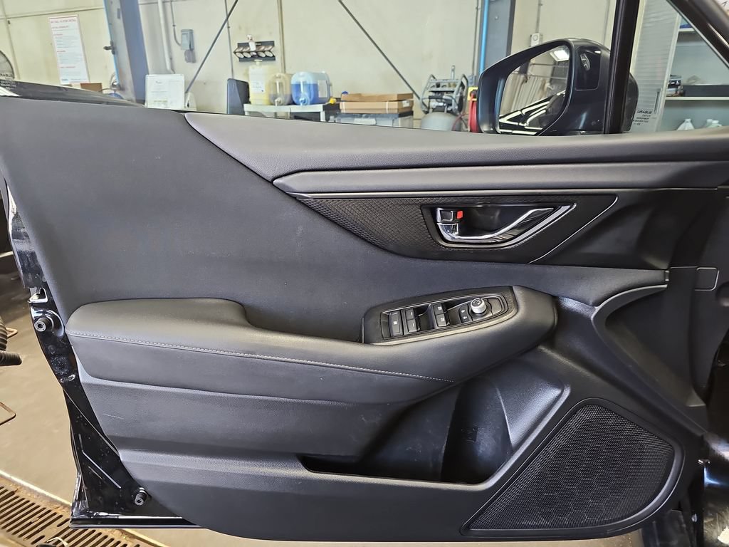 Used 2023 Subaru Outback Premium AWD/4WD image 26