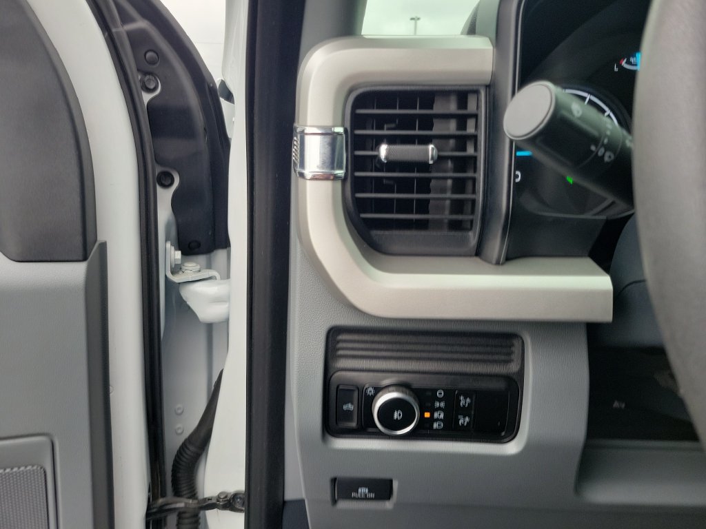 Certified 2025 Ford F350 XLT AWD/4WD image 22