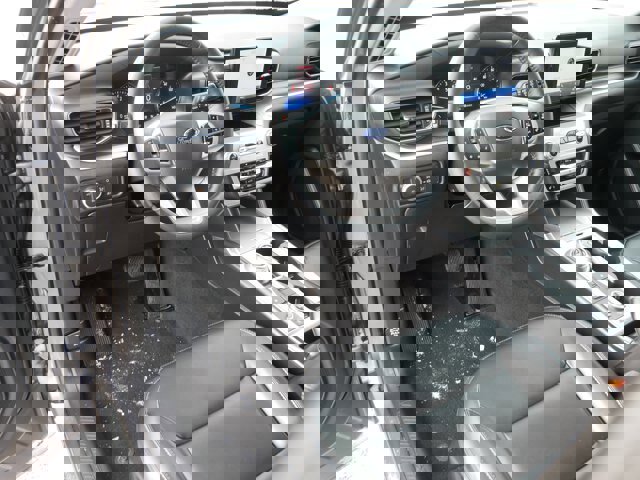 Certified 2022 Ford Explorer XLT w/ Equipment Group 202A image 11