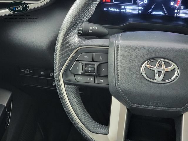 Used 2025 Toyota Tundra Limited AWD/4WD image 26
