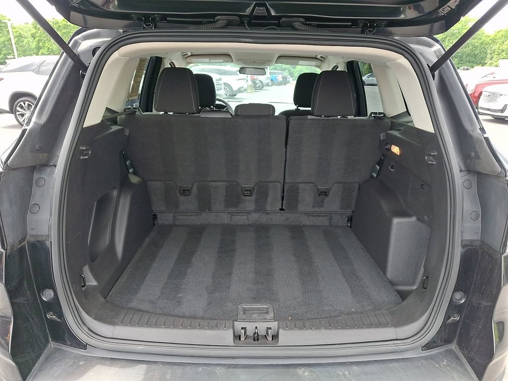 Certified 2018 Ford Escape SE w/ SE Sync 3 Package AWD/4WD image 28