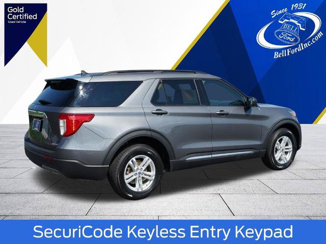 Certified 2022 Ford Explorer XLT w/ Equipment Group 202A AWD/4WD image 3