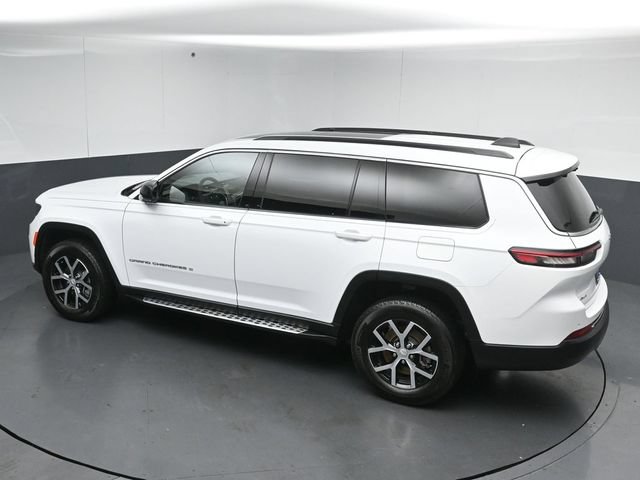Used 2025 Jeep Grand Cherokee L Limited w/ Luxury Tech Group II AWD/4WD image 50