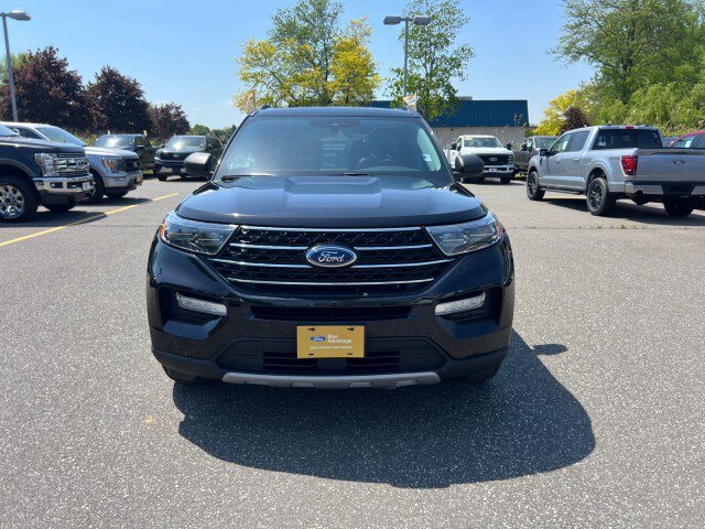Certified 2021 Ford Explorer XLT w/ Equipment Group 202A AWD/4WD image 29