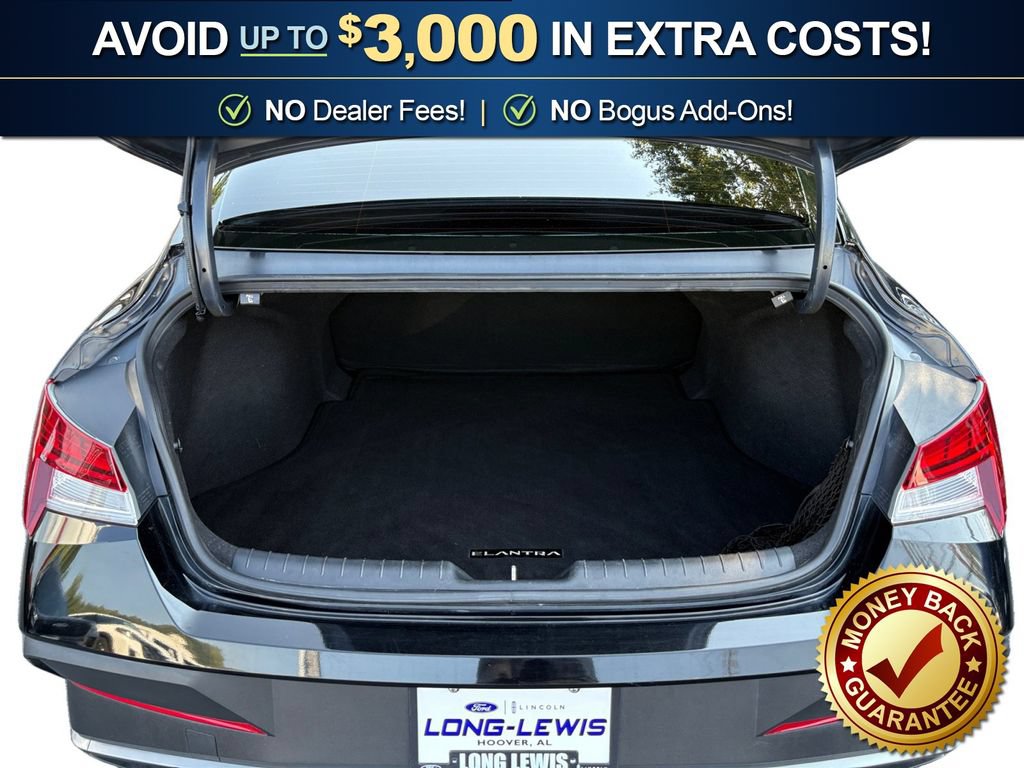 Used 2024 Hyundai Elantra Blue FWD image 23