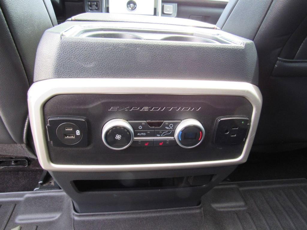 Certified 2022 Ford Expedition Max Limited AWD/4WD image 25