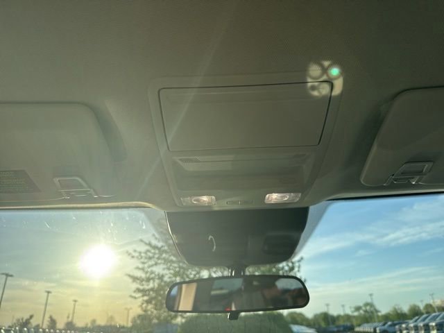 Certified 2025 Ford Maverick XLT w/ XLT Luxury Package AWD/4WD image 21