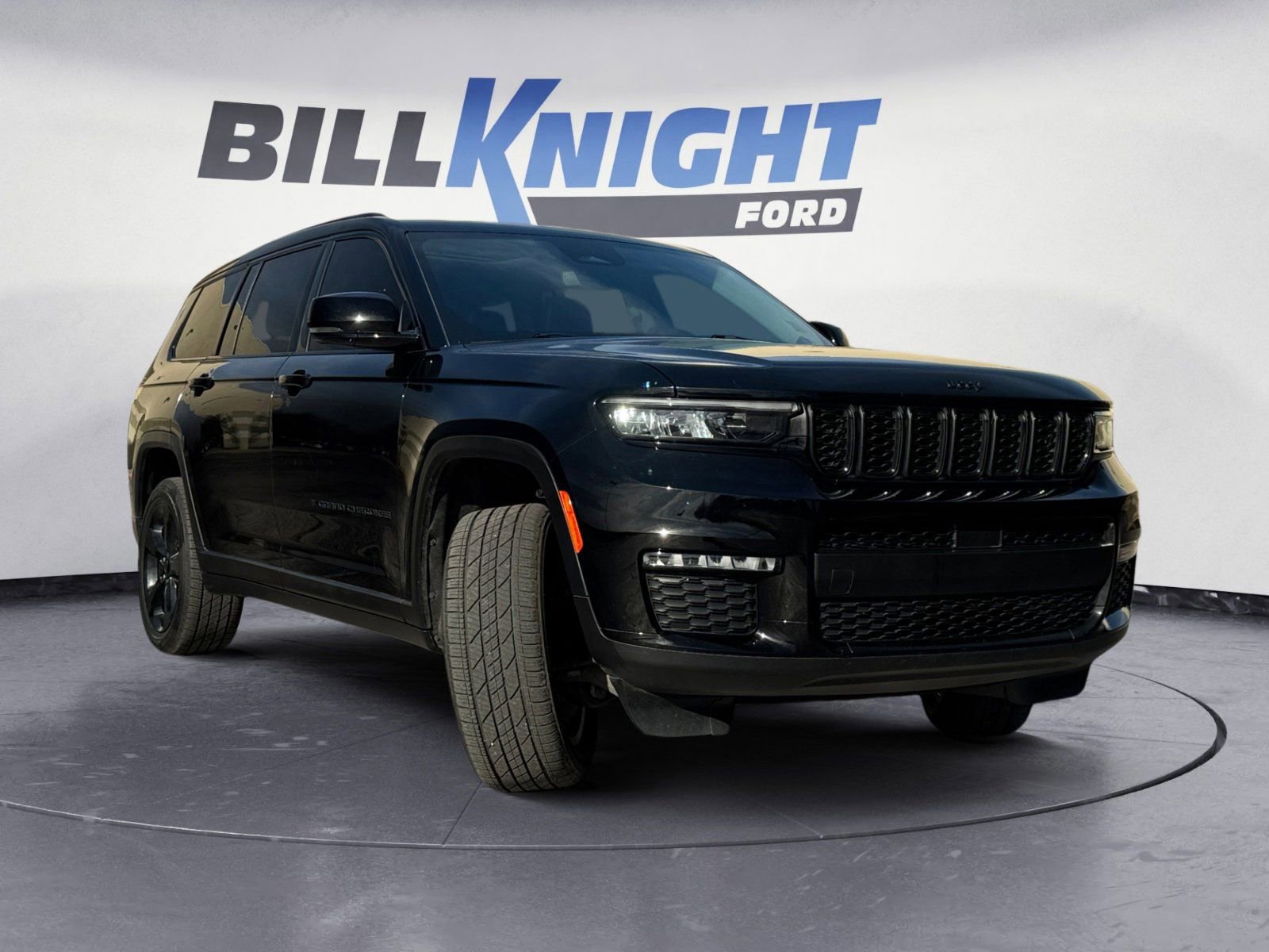 Used 2022 Jeep Grand Cherokee L Limited w/ Black Appearance Package image 7
