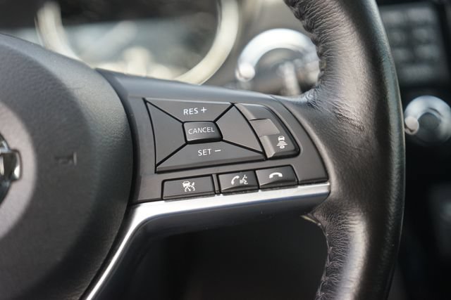 Used 2018 Nissan Rogue Sport SL w/ SL Premium Package FWD image 24