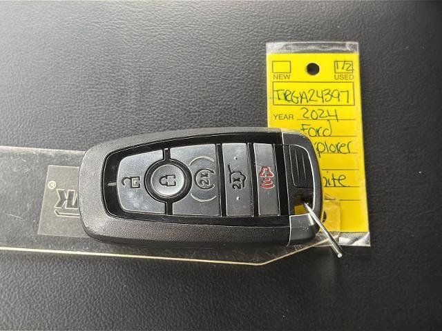 Certified 2024 Ford Explorer XLT w/ Equipment Group 202A AWD/4WD image 35