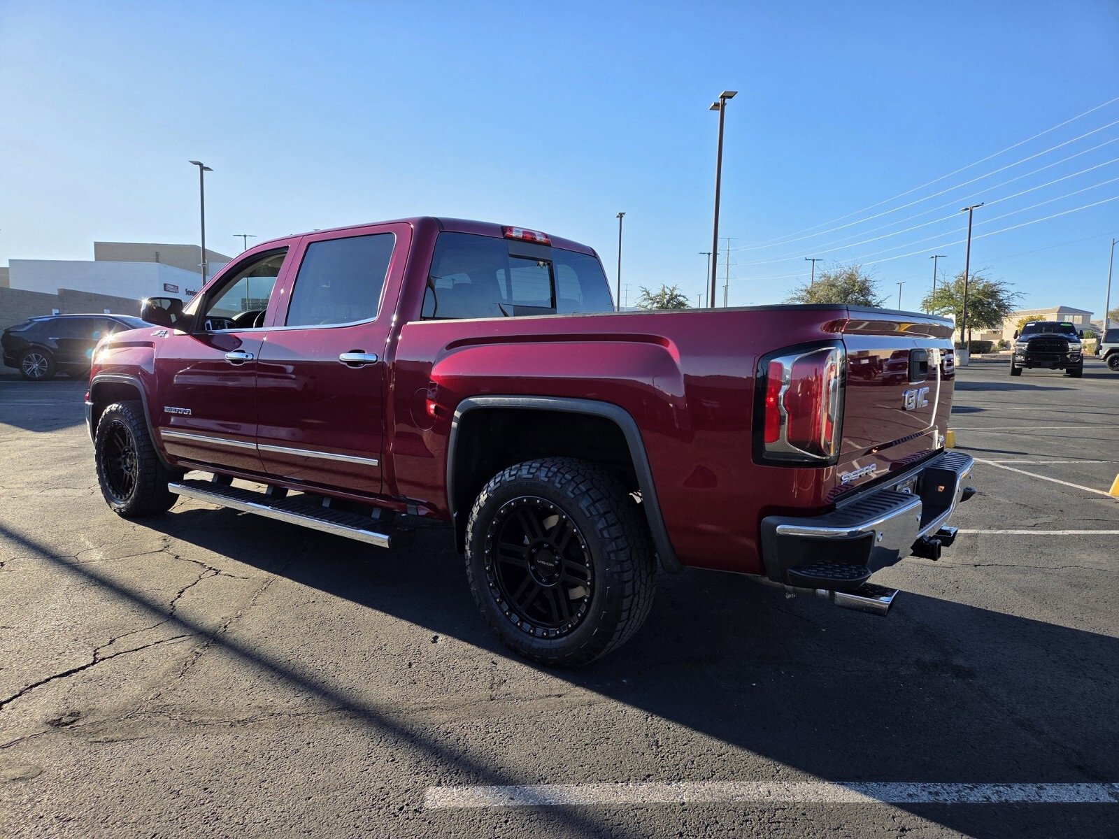 Used 2018 GMC Sierra 1500 SLT image 4
