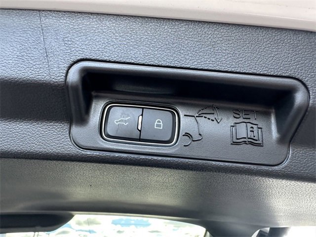 Certified 2022 Ford Explorer ST-Line w/ Class IV Trailer Tow Package image 46