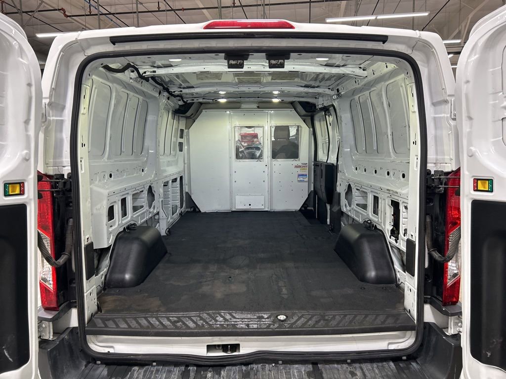 Certified 2017 Ford Transit 250 148 Low Roof image 18