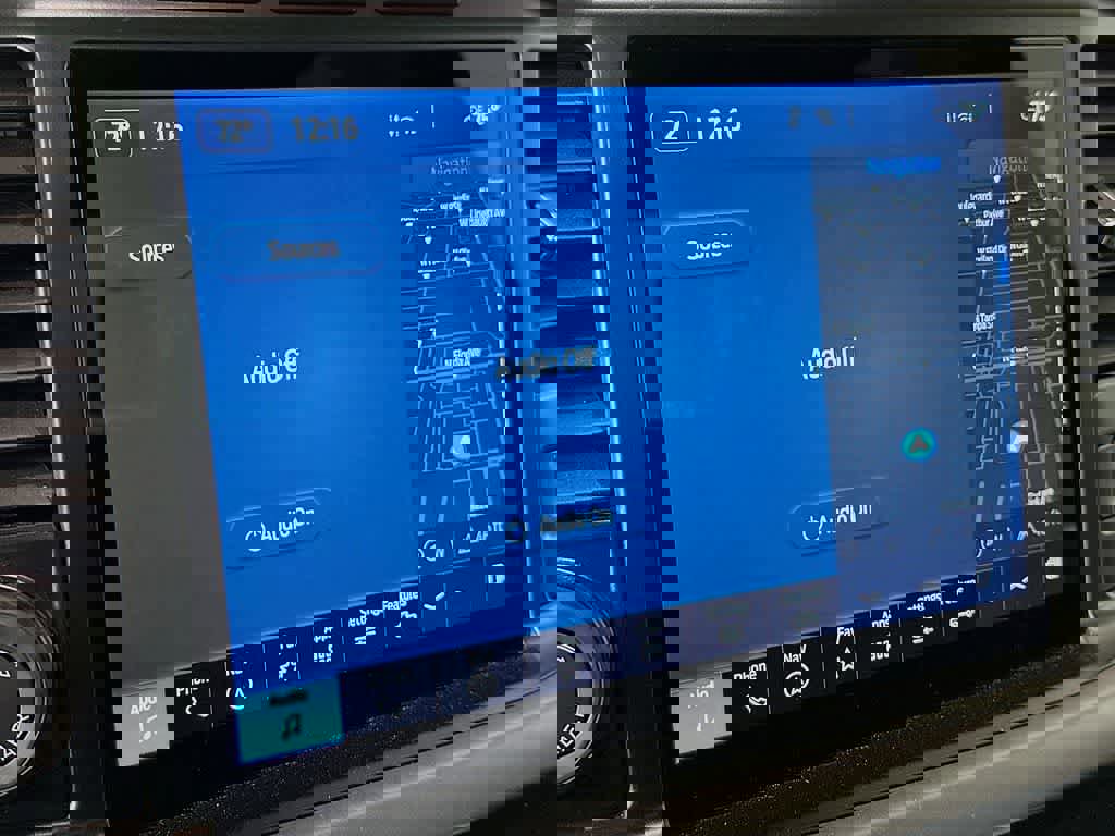 Certified 2024 Ford F150 Lightning XLT image 17