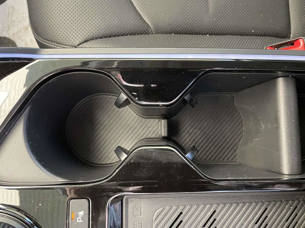 Used 2022 Kia EV6 GT-Line w/ First Edition Package image 18