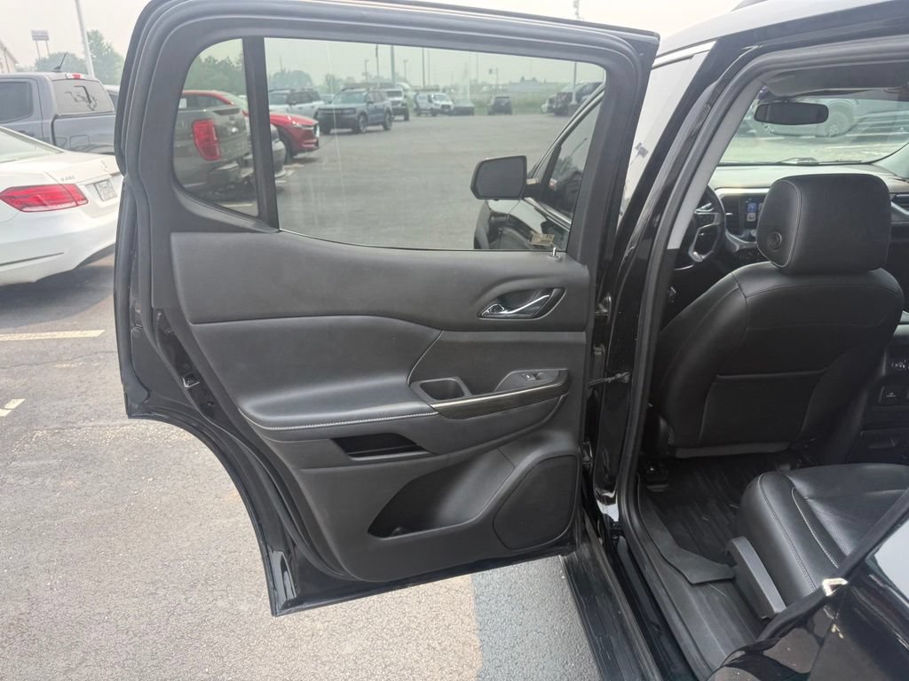 Used 2019 GMC Acadia SLT w/ LPO, Floor Liner Package AWD/4WD image 36