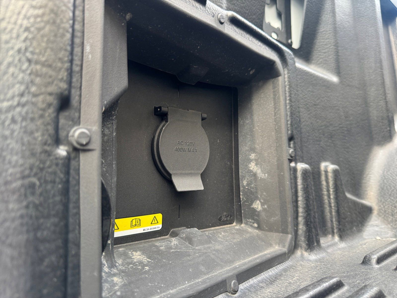 Certified 2022 Ford F150 XLT w/ Equipment Group 302A High image 19