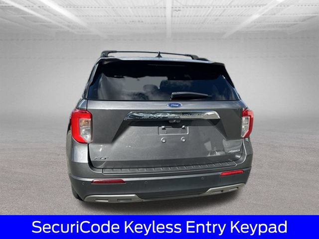 Certified 2023 Ford Explorer XLT w/ Equipment Group 202A AWD/4WD image 9