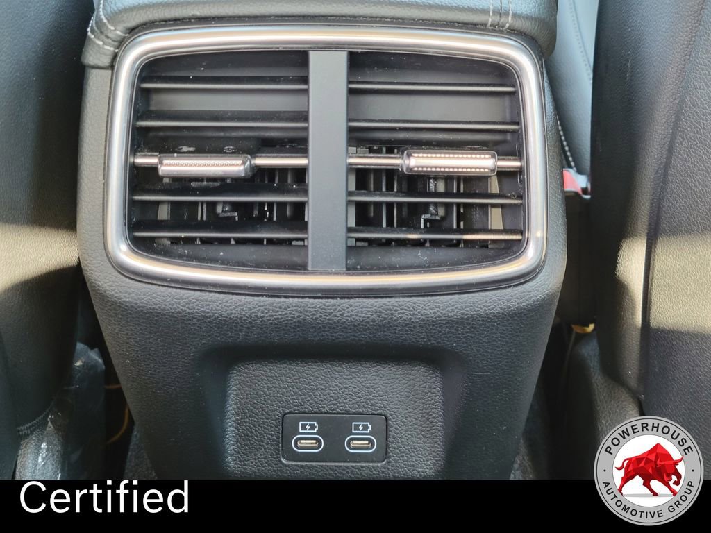 Used 2025 Genesis G70 2.5T image 15