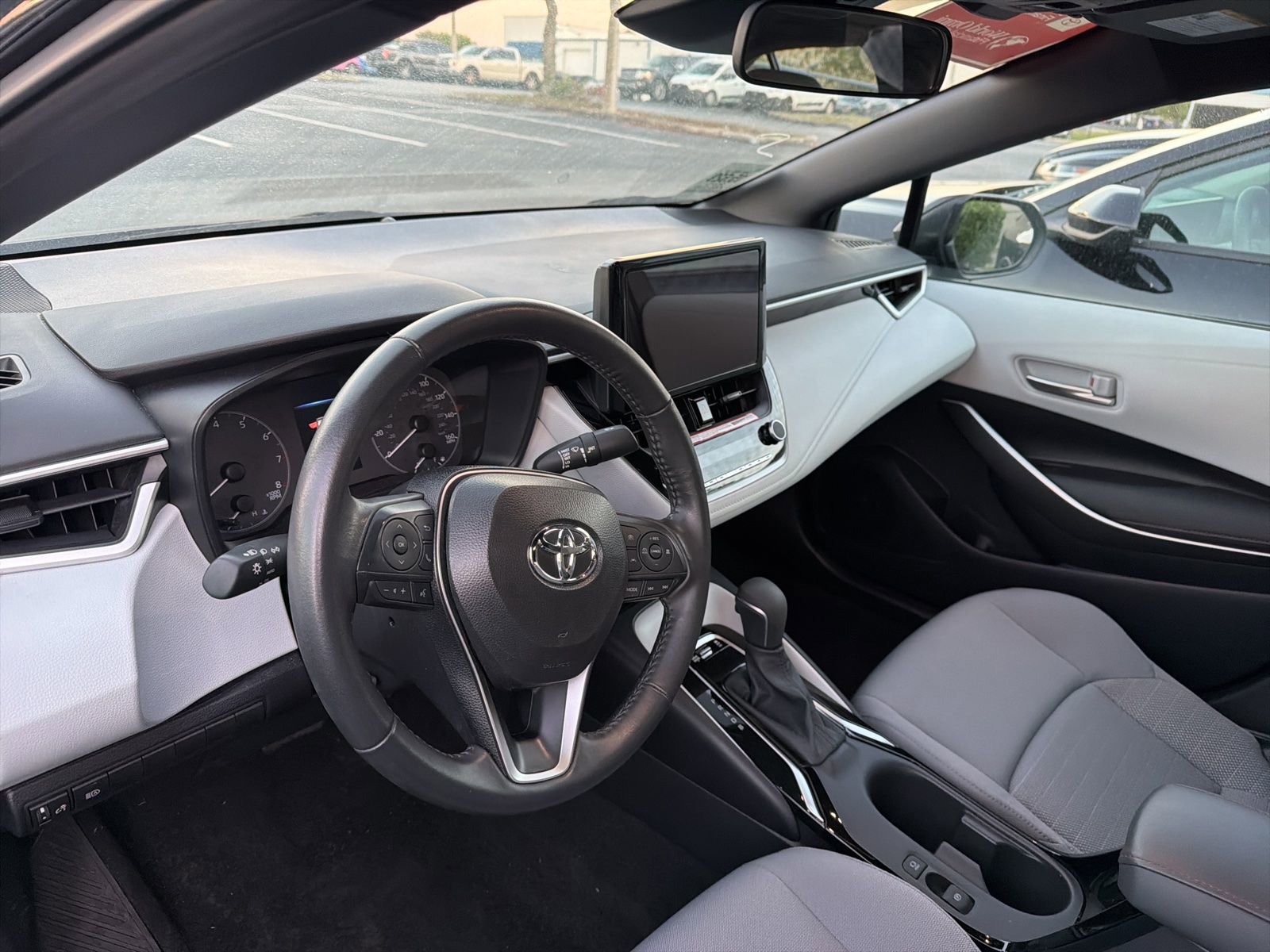 Used 2025 Toyota Corolla SE FWD image 10