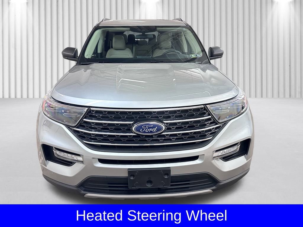 Certified 2022 Ford Explorer XLT w/ Equipment Group 202A image 9