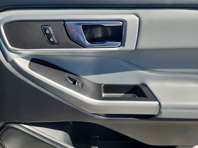 Certified 2022 Ford Explorer XLT w/ Equipment Group 202A image 35