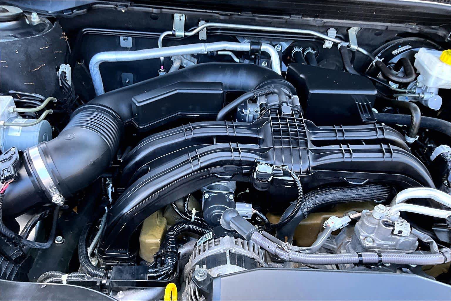 Used 2020 Subaru Outback Touring AWD/4WD image 35