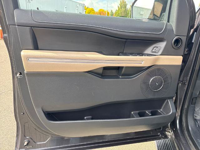 Certified 2022 Ford Expedition Max Limited AWD/4WD image 17