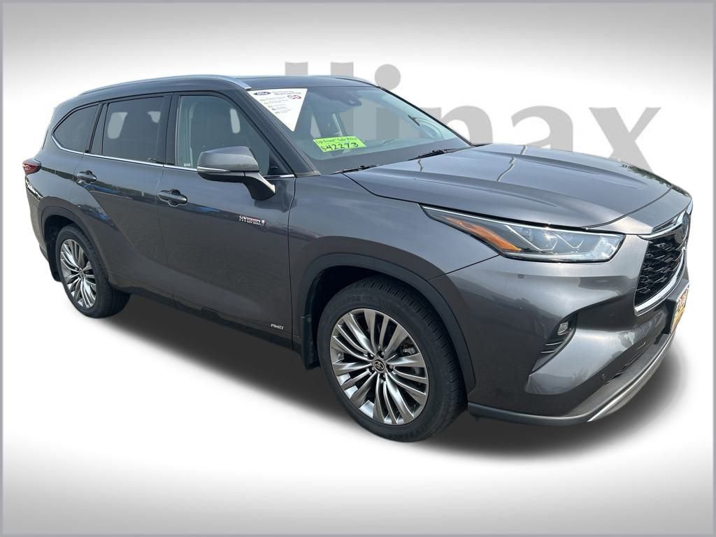 Used 2021 Toyota Highlander Platinum