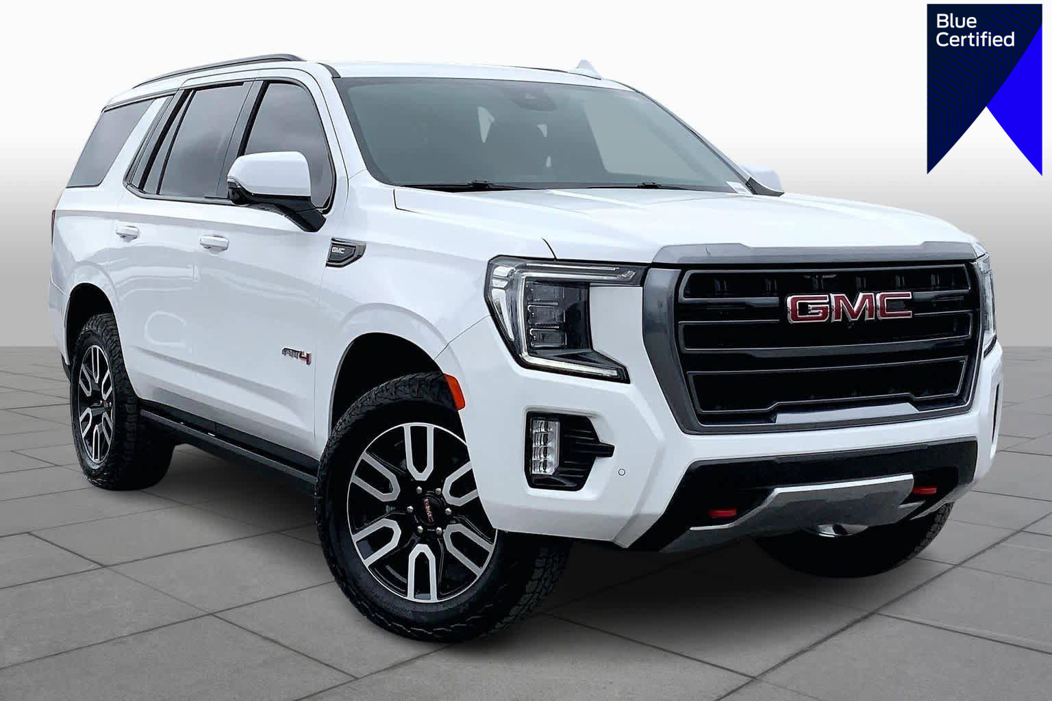 Used 2024 GMC Yukon AT4 w/ Technology Package image 1