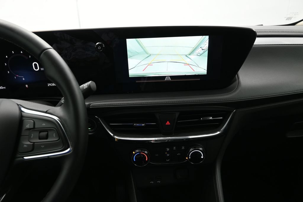 Used 2025 Buick Encore GX Preferred AWD/4WD image 33