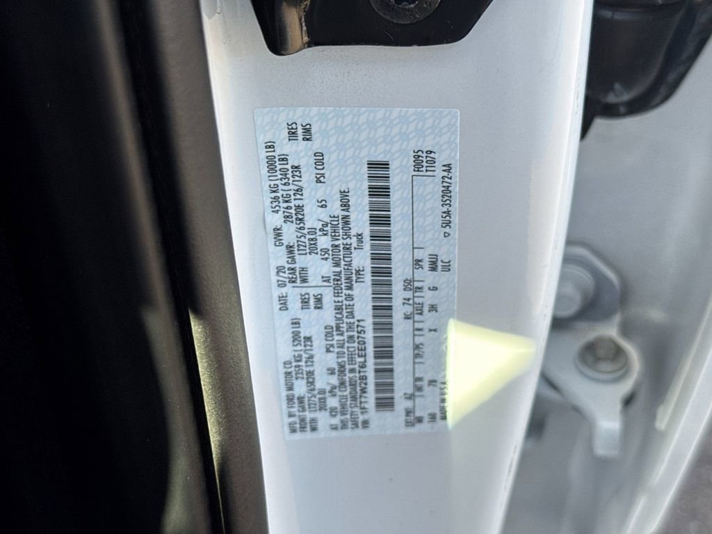 Certified 2020 Ford F250 Platinum w/ FX4 Off-Road Package image 28